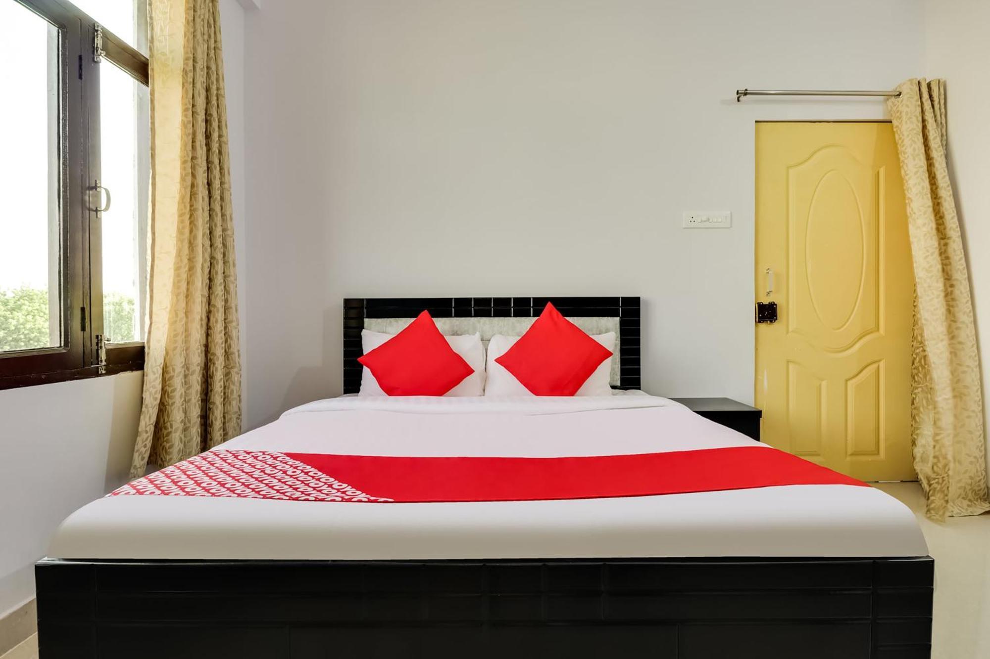 Hotel O Vgs Chinhat 外观 照片